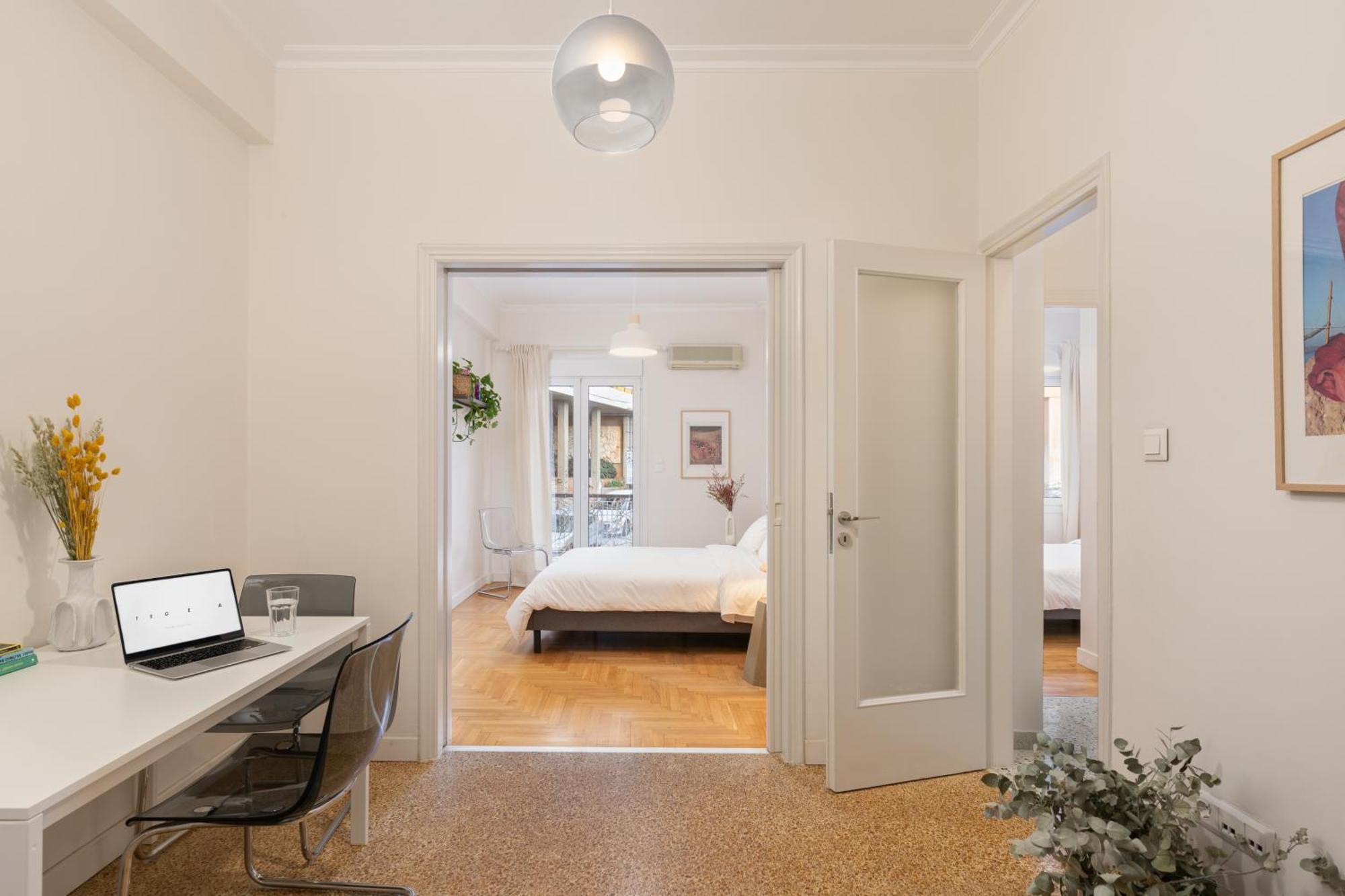 Peaceful Apartment In Neapoli, Exarcheia Atenas Exterior foto